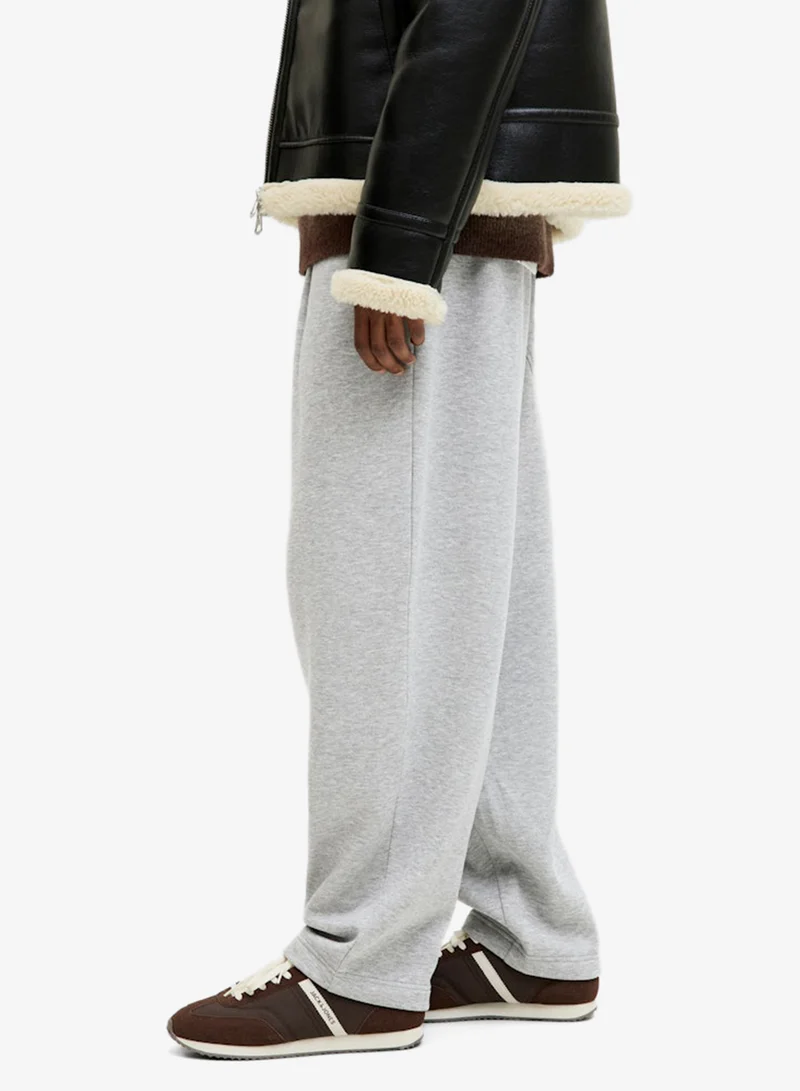 JACK & JONES  Casual Barrel Fit Sweatpants for Men | Best Price UAE